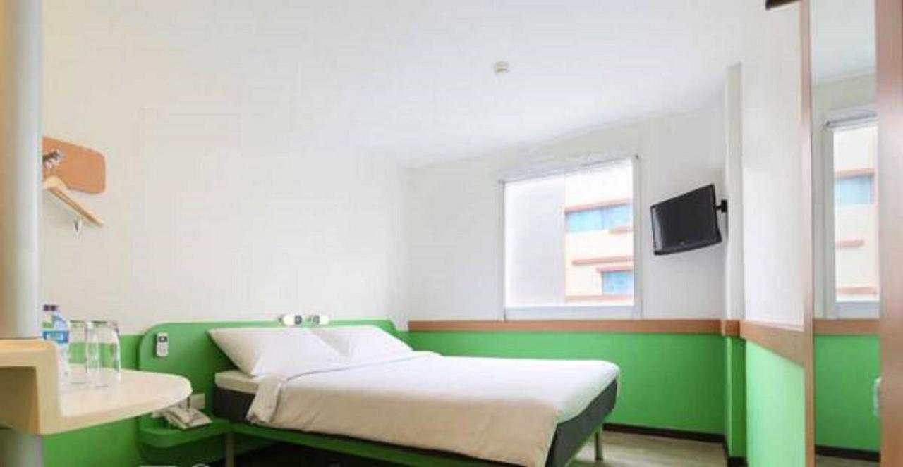 Ibis Budget Jakarta Airport Tangerang Kültér fotó